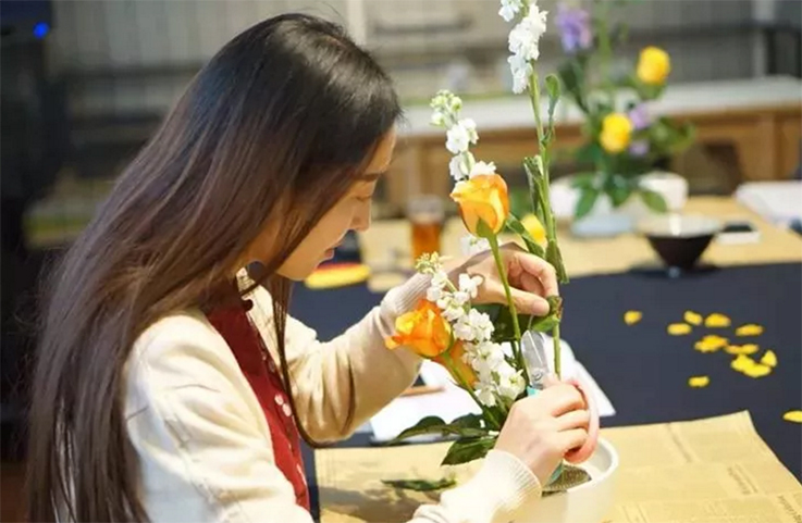 【免費】生活美學花藝課，母親節(jié)別再朋友圈說祝福啦